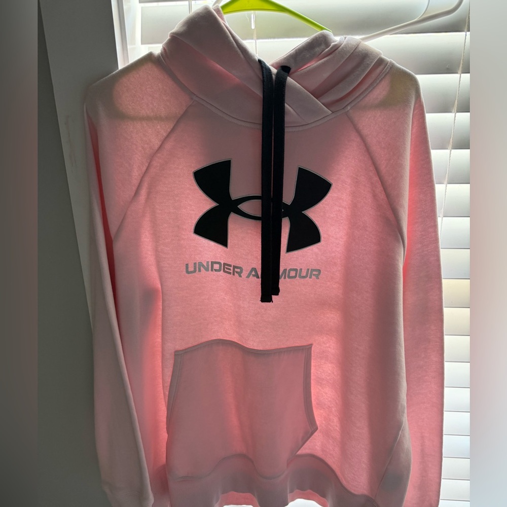 EUC! Under Armor Hoodie. Womens  XL